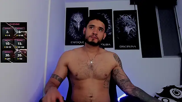 Snapshot of AUSTINN_TORRES chatting on February 18, 2026, 12:41 am AUSTINN TORRES online show from February 18, 2026, 12:41 am