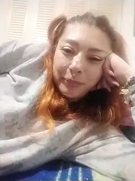 EmilyyRed online show from November 29, 2025, 4:23 am