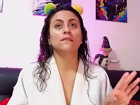 Snapshot of Caroline_Jons chatting on November 28, 2025, 1:00 pm Caroline Jons online show from November 28, 2025, 1:00 pm