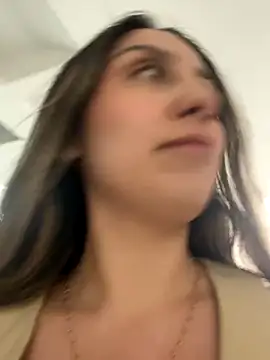 Snapshot of sarah_honey__ chatting on November 3, 2025, 1:58 pm sarah honey online show from November 3, 2025, 1:58 pm