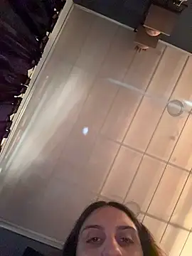 Snapshot of sarah_honey__ chatting on November 14, 2025, 1:59 pm sarah honey online show from November 14, 2025, 1:59 pm