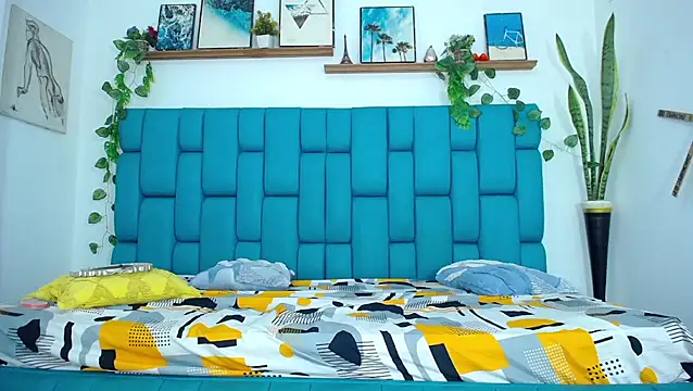 Snapshot of Hot_Boys_Latinos_X chatting on November 30, 2025, 5:03 pm Hot Boys Latinos X online show from November 30, 2025, 5:03 pm