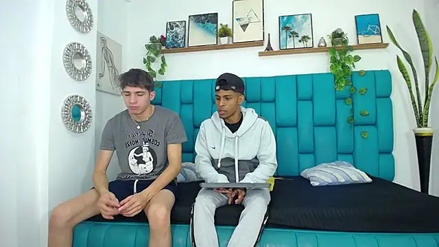 Snapshot of Hot_Boys_Latinos_X chatting on November 2, 2025, 3:06 pm Hot Boys Latinos X online show from November 2, 2025, 3:06 pm