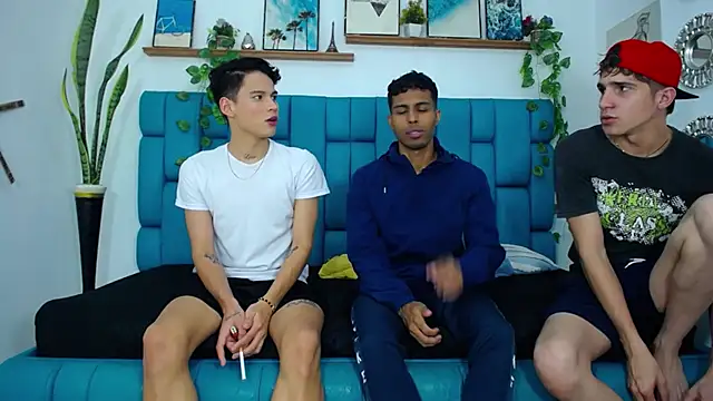 Snapshot of Hot_Boys_Latinos_X chatting on November 4, 2025, 1:09 am Hot Boys Latinos X online show from November 4, 2025, 1:09 am
