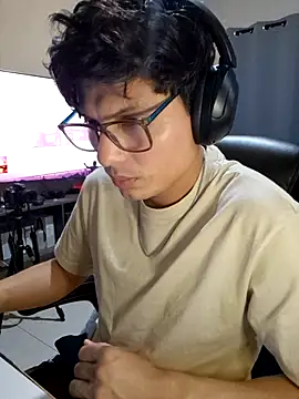 Ais B10 online show from November 23, 2025, 2:21 am