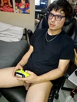 Ais B10 online show from March 5, 2026, 2:41 am