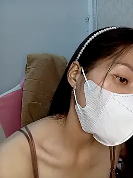 Snapshot of ezabel- chatting on November 12, 2025, 1:04 pm ezabel- online show from November 12, 2025, 1:04 pm