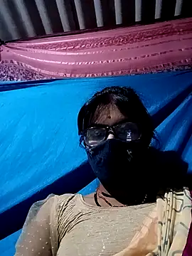 Snapshot of Janvi_babby chatting on October 29, 2025, 4:39 pm Janvi babby online show from October 29, 2025, 4:39 pm