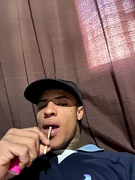 Guilps online show from October 24, 2025, 1:43 pm