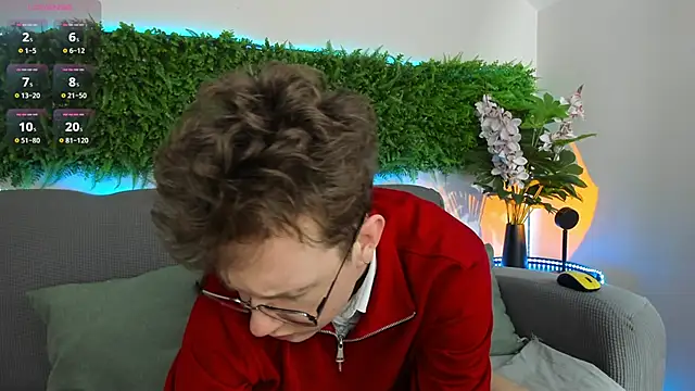 Teddy Parker online show from December 2, 2025, 9:22 am