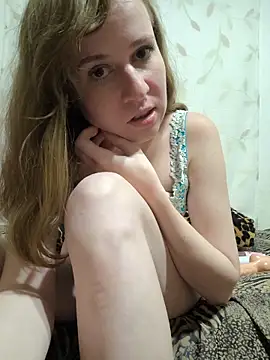 Snapshot of Rosa_Yulia chatting on November 3, 2025, 8:45 pm Rosa Yulia online show from November 3, 2025, 8:45 pm