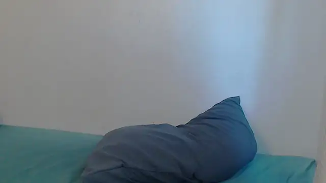 Snapshot of EbonyTinyX chatting on November 28, 2025, 3:23 pm EbonyTinyX online show from November 28, 2025, 3:23 pm