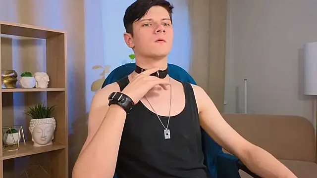 Allert  online show from November 22, 2025, 9:02 pm