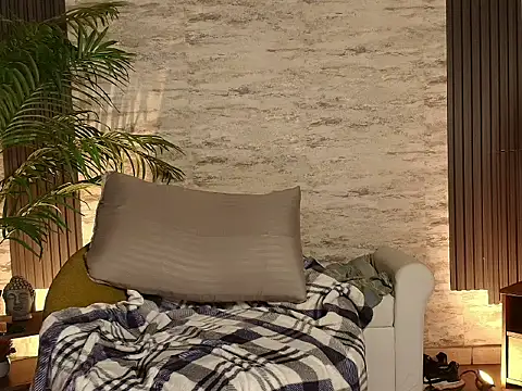 dakota black777 online show from October 28, 2025, 5:08 am