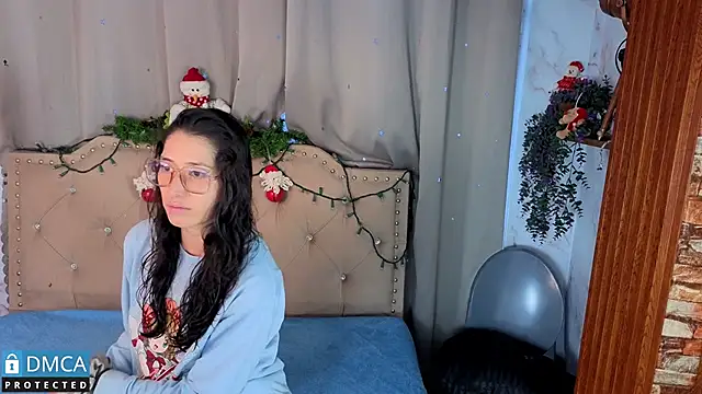 Snapshot of eva_delight_ chatting on November 25, 2025, 11:10 am eva delight online show from November 25, 2025, 11:10 am