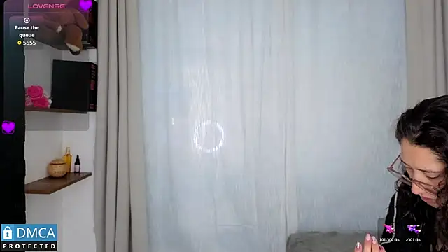 Snapshot of eva_delight_ chatting on March 3, 2026, 11:06 am eva delight online show from March 3, 2026, 11:06 am