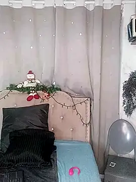 Snapshot of eva_delight_ chatting on November 24, 2025, 11:10 am eva delight online show from November 24, 2025, 11:10 am