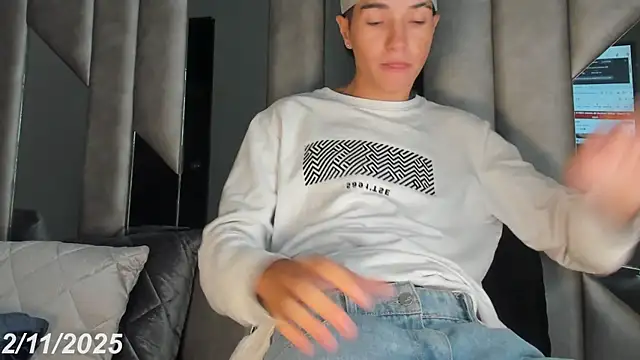 Snapshot of Dallen_Grant chatting on November 2, 2025, 12:43 pm Dallen Grant online show from November 2, 2025, 12:43 pm