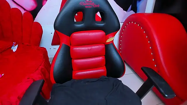 Snapshot of valery_soka69 chatting on December 2, 2025, 7:48 pm valery soka69 online show from December 2, 2025, 7:48 pm