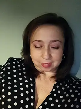 MaryKiki5619 online show from July 20, 2026, 6:21 pm