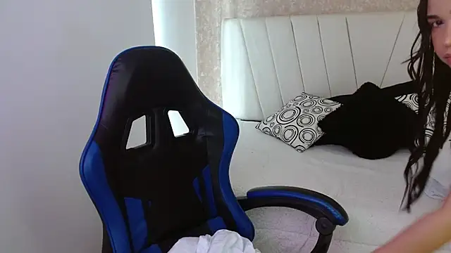 AliceSmity  online show from February 7, 2026, 12:24 pm