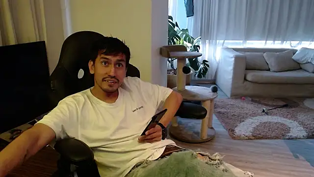 cowboy co online show from November 2, 2025, 10:37 pm