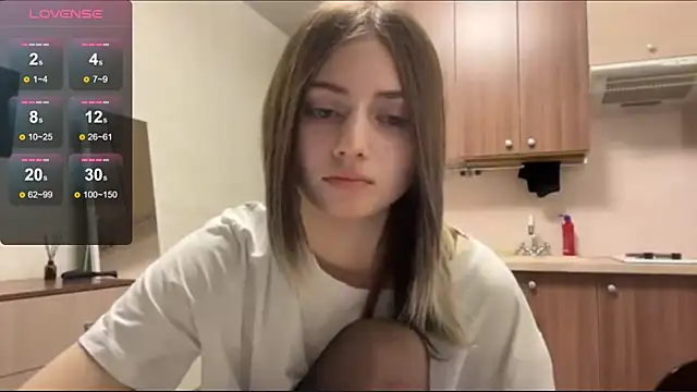 Snapshot of AidaGloshen chatting on January 9, 2026, 3:08 pm AidaGloshen online show from January 9, 2026, 3:08 pm