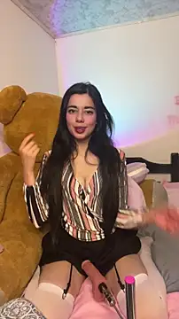 wetbyAlice online show from November 18, 2025, 12:48 am