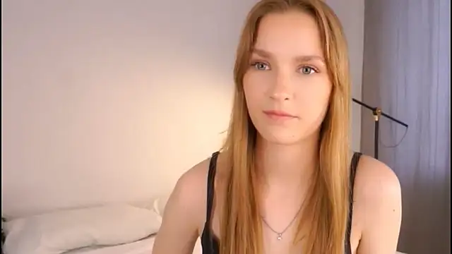 Snapshot of Helenspenss_ chatting on October 31, 2025, 11:22 pm Helenspenss  online show from October 31, 2025, 11:22 pm