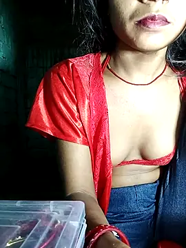 Snapshot of desicoupleNoon chatting on May 9, 2026, 7:17 pm desicoupleNoon online show from May 9, 2026, 7:17 pm