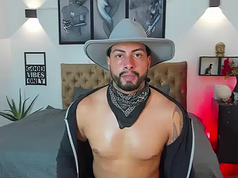 Snapshot of christopher_palmerjs chatting on November 18, 2025, 10:02 pm christopher palmerjs online show from November 18, 2025, 10:02 pm