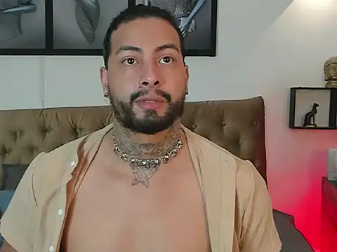 Snapshot of christopher_palmerjs chatting on November 15, 2025, 1:20 am christopher palmerjs online show from November 15, 2025, 1:20 am