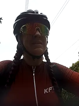 Snapshot of LAPOTRA_04 chatting on November 23, 2025, 12:04 pm LAPOTRA 04 online show from November 23, 2025, 12:04 pm