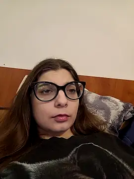 sweetbabygirlforyou online show from February 10, 2026, 3:00 pm