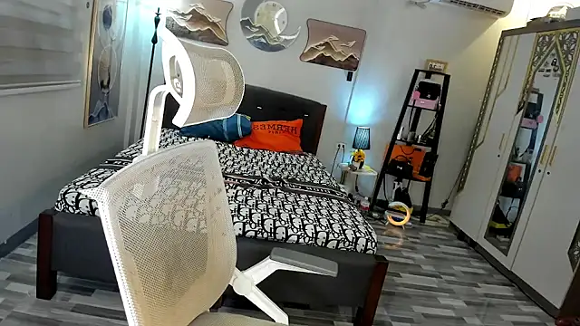 Cumforsale online show from January 6, 2026, 3:32 am