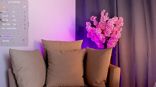 shaima   online show from February 3, 2026, 10:04 pm