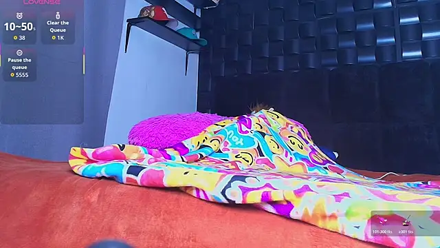 Kesha rosse  online show from November 28, 2025, 6:35 am