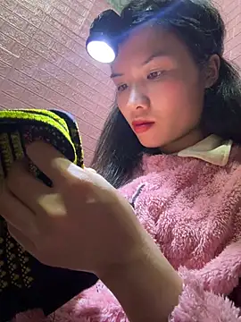 Yunzang online show from March 11, 2026, 12:32 pm