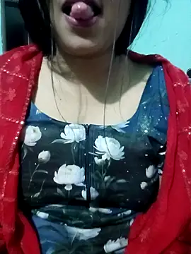 Snapshot of Chadni19 chatting on December 13, 2025, 9:21 pm Chadni19 online show from December 13, 2025, 9:21 pm