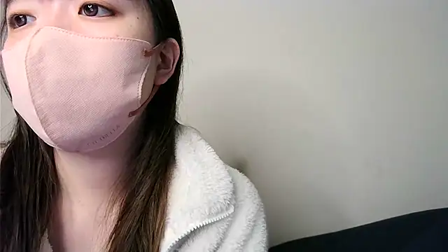 yua chan00 online show from January 17, 2026, 6:39 am