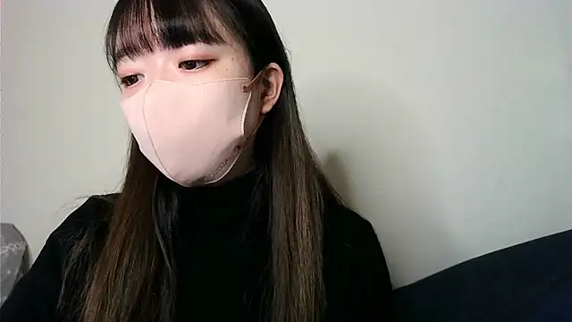 yua chan00 online show from November 25, 2025, 1:33 pm