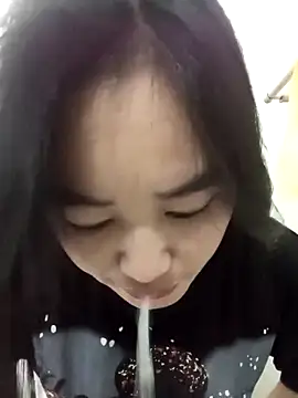 Snapshot of lemon-0 chatting on November 5, 2025, 2:42 pm lemon-0 online show from November 5, 2025, 2:42 pm