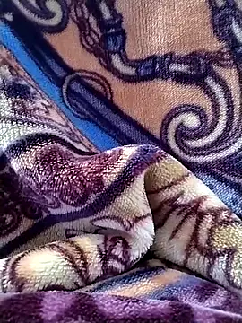 couple-open-enjoy online show from November 14, 2025, 2:32 pm