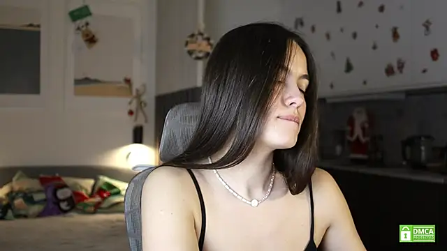 Snapshot of amelie_shine chatting on December 17, 2025, 12:21 pm amelie shine online show from December 17, 2025, 12:21 pm