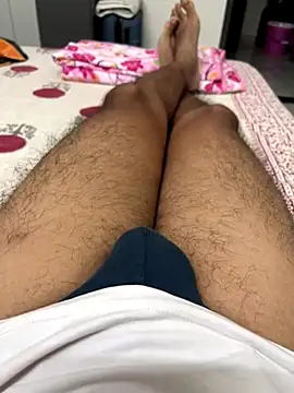 Snapshot of bitujd98 chatting on November 17, 2025, 3:27 pm bitujd98 online show from November 17, 2025, 3:27 pm