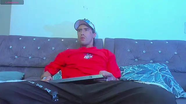 Snapshot of harold_777 chatting on March 7, 2026, 11:32 pm harold 777 online show from March 7, 2026, 11:32 pm