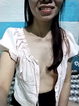 Donatella28 online show from March 22, 2026, 1:53 am