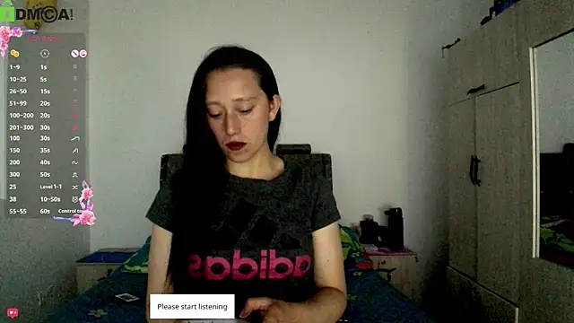 Snapshot of Sunshine_e chatting on October 28, 2025, 8:41 pm Sunshine e online show from October 28, 2025, 8:41 pm