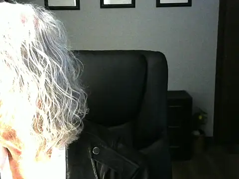 JoleneDelacroix online show from February 22, 2026, 6:09 pm