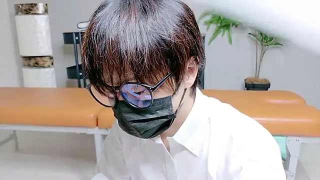 Snapshot of osu-nari_kun chatting on November 19, 2025, 2:39 pm osu-nari kun online show from November 19, 2025, 2:39 pm